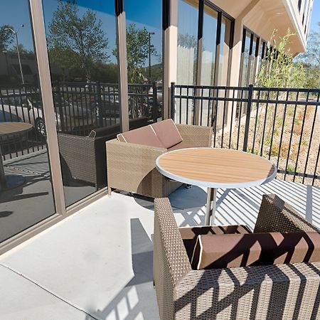Holiday Inn Knoxville N - Merchant Drive By Ihg Εξωτερικό φωτογραφία