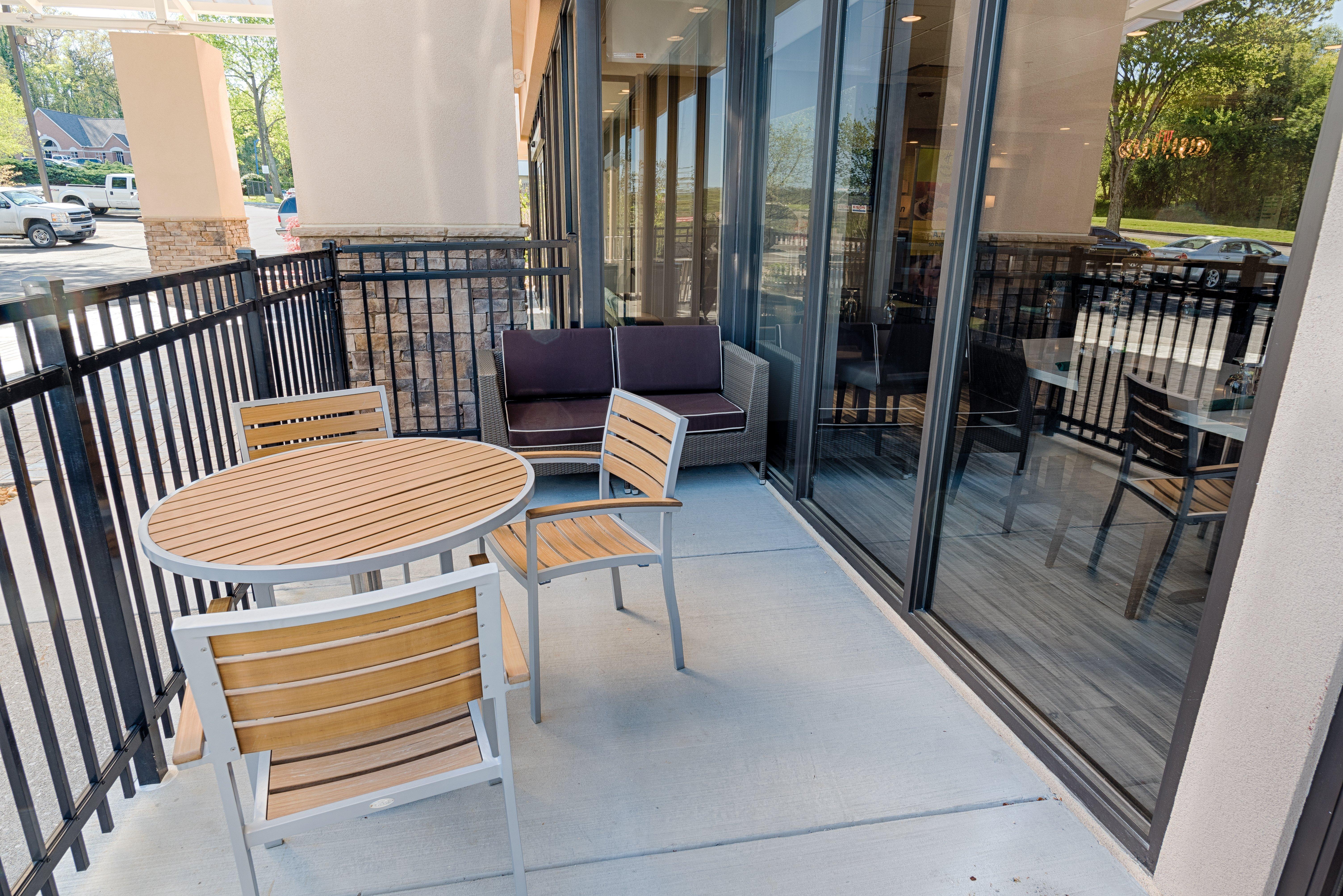 Holiday Inn Knoxville N - Merchant Drive By Ihg Εξωτερικό φωτογραφία
